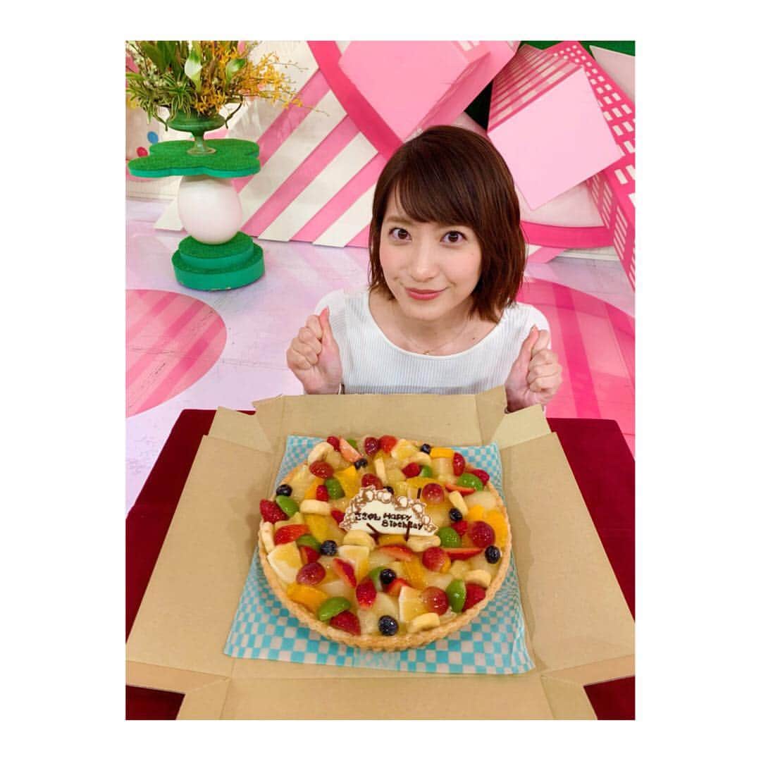 内田敦子さんのインスタグラム写真 - (内田敦子Instagram)「﻿ ﻿ 笹やんお誕生日おめでとう🎂❣️﻿ ﻿ 実はコミカルな性格の笹やん。﻿ ギャグとか面白いこと大好きなキャラで、﻿ いつもみんなを盛り上げてくれます☺️💕﻿ ﻿ 楽しく素敵な一年にしてねー👏✨🎊✨﻿ ﻿ ﻿ #oha4 #笹崎里菜 #お誕生日 #おめでとう」4月17日 15時38分 - atsuko_uchida1205