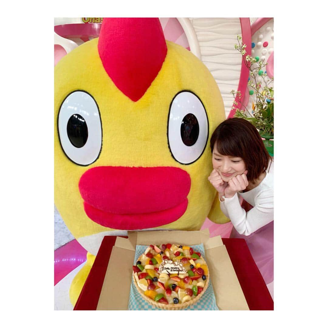 内田敦子さんのインスタグラム写真 - (内田敦子Instagram)「﻿ ﻿ 笹やんお誕生日おめでとう🎂❣️﻿ ﻿ 実はコミカルな性格の笹やん。﻿ ギャグとか面白いこと大好きなキャラで、﻿ いつもみんなを盛り上げてくれます☺️💕﻿ ﻿ 楽しく素敵な一年にしてねー👏✨🎊✨﻿ ﻿ ﻿ #oha4 #笹崎里菜 #お誕生日 #おめでとう」4月17日 15時38分 - atsuko_uchida1205