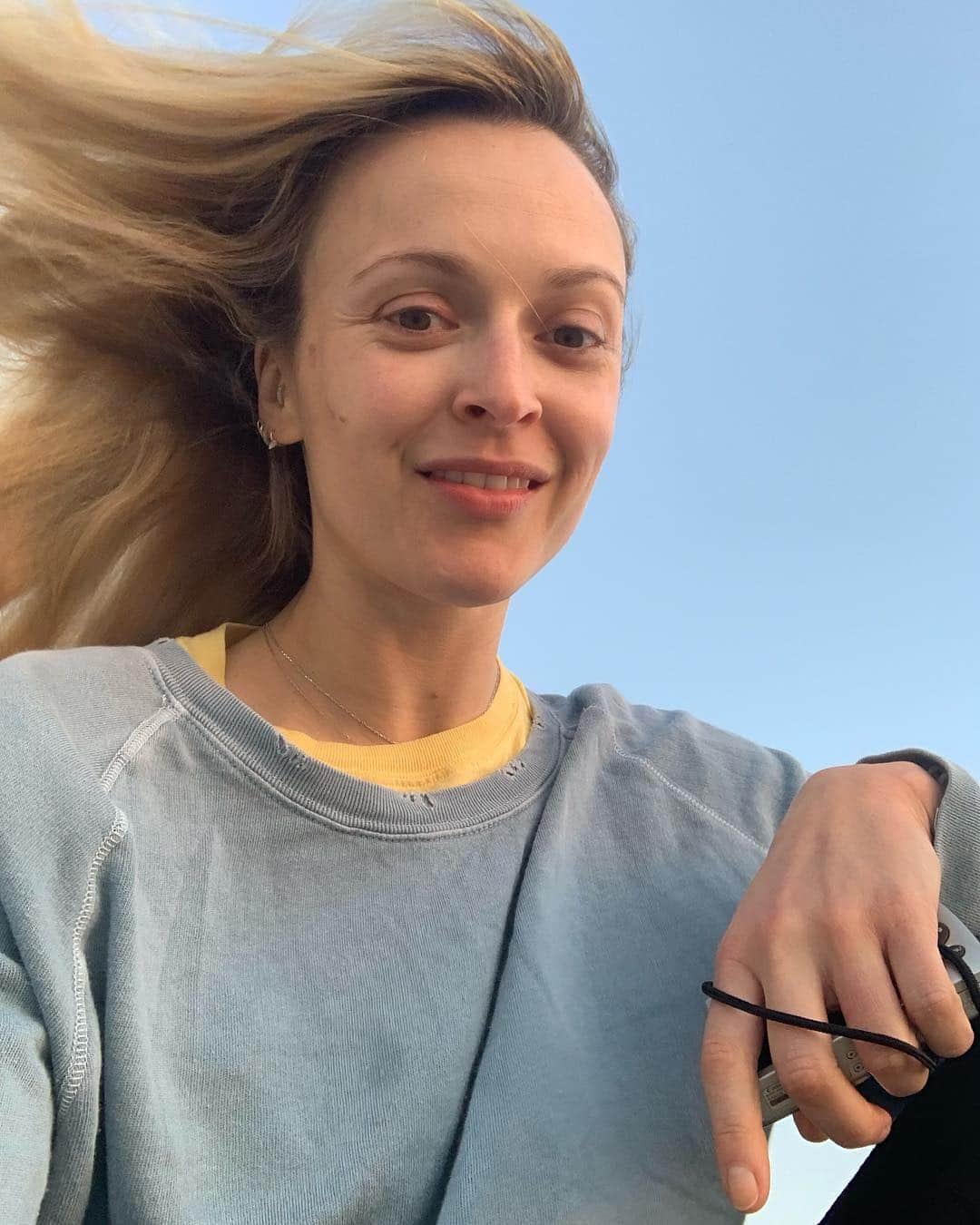 ファーン・コットンさんのインスタグラム写真 - (ファーン・コットンInstagram)「Decent sleep, fresh air, blue sky, clear head.」4月17日 16時36分 - fearnecotton