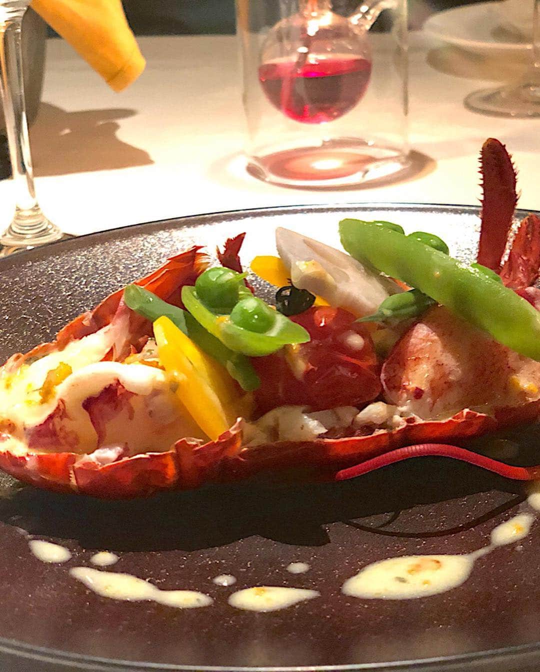 山田佳子さんのインスタグラム写真 - (山田佳子Instagram)「大好きなイタリアンで乾杯の夜🥂😆💕﻿ ﻿ #いい眺め﻿ #リゾート気分 #渡り蟹のパスタ﻿ #美味しかった﻿ #マリーナ﻿ #海﻿ #ヨットハーバー #ashiya﻿ #山田佳子﻿」4月17日 16時49分 - yoshiko117