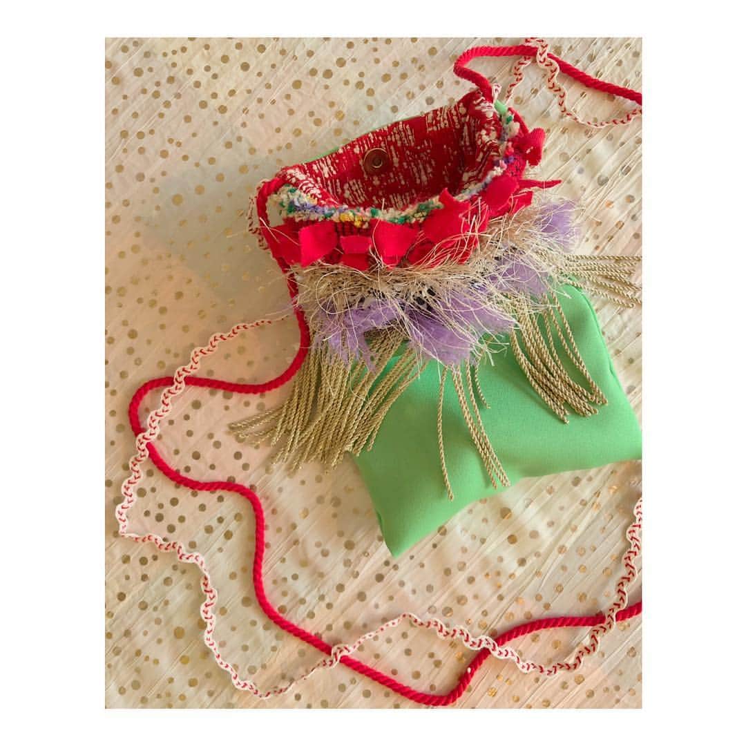 森千波さんのインスタグラム写真 - (森千波Instagram)「‬ #1000weave . . . . #newarrival#weaving#yarn#handmade#colorful#bag#knit#wool#cotton#color#織物#サコッシュ#ポシェット#ハンドメイド」4月17日 16時47分 - 1000wave