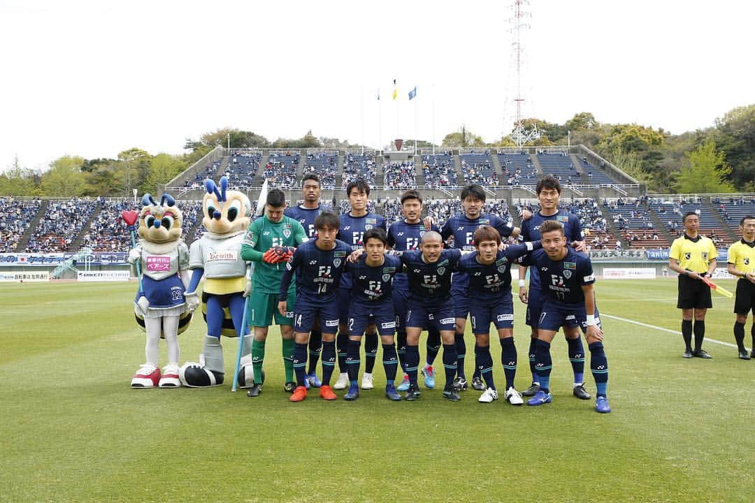 松田力のインスタグラム：「☑️📷⚽️ #avispa #jリーグ #jleague #アビスパ福岡 #松田力 #福岡」
