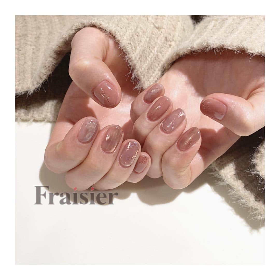 フレジエさんのインスタグラム写真 - (フレジエInstagram)「くすみカラー♡#C20190417 . .  Cコース  初回(会員様)価格 ¥10400+tax 通常価格 ¥13000+tax ㅤㅤㅤㅤㅤㅤㅤㅤㅤㅤㅤㅤㅤ . 担当 福地 ㅤㅤㅤㅤㅤㅤㅤㅤㅤㅤㅤㅤㅤ . Cachette渋谷店 ☎︎03-3461-7060 Reine池袋店 ☎︎03-6907-2048 Merci心斎橋店 ☎︎06-6210-1174 . #ネイル #ジェルアート#アート#ニュアンスネイル#フットネイル#フットジェル#ショートネイル#秋ネイル#おとなネイル#大人っぽいネイル#art#nail#gel#gelnail#foot#footnail#handpainted#drawing#表参道#渋谷#原宿#池袋#南船場 #mihofukuchi1904#CachettebyAmelie#Cachette#Fraisier_nail #mihofukuchi_nail」4月17日 17時55分 - __belle.journee__