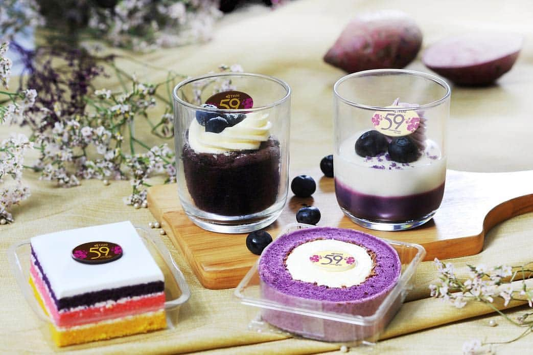 タイ航空さんのインスタグラム写真 - (タイ航空Instagram)「Prepare to celebrate THAI's 59th anniversary on 1 May 2019 with special onboard desserts! . Domestic Flights (except flight TG226 Phuket - Bangkok) 💜Royal Silk Class: (flights to Bangkok) Blueberry Cup Cake / (flights from Bangkok) Potato Violet Cheese 💜Ecocnomy Class: (flights to Bangkok) Angel Cake / (flights from Bangkok) Japanese Roll . International Flights (except flights to the Middle East, India, and Kuala Lumpur) 💜Royal First Class:  Blueberry Éclair with Blueberry Sauce 💜Royal Silk Class: White Chocolate Panna Cotta and Blueberry Mousse 💜Economy Class: Blueberry Cake . #ThaiAirways #InflightDesserts #OnboardDesserts #59th #59Anniversary #RoyalOrchidService」4月17日 18時20分 - thaiairways