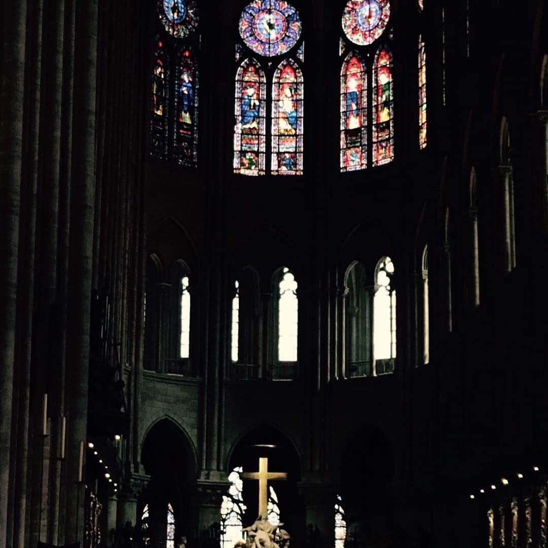 ヴァンドーム青山さんのインスタグラム写真 - (ヴァンドーム青山Instagram)「. J'adore paris 🇫🇷 1日も早い再建をお祈りしています . #paris #prayforparis  #notredamecathedral」4月17日 18時27分 - vendomeaoyama_official