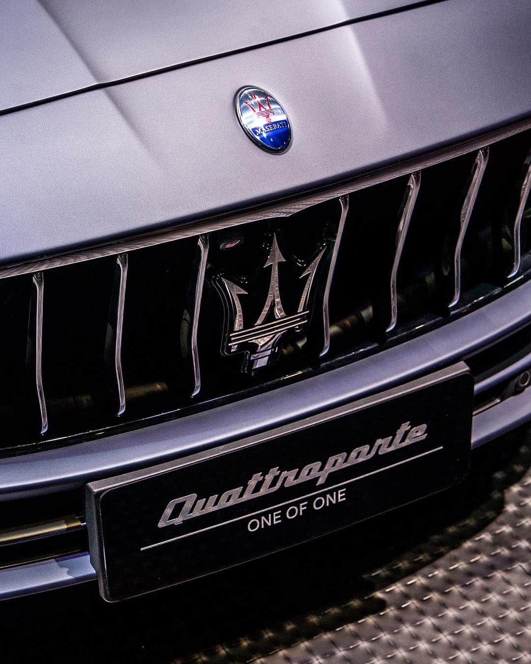 マセラティさんのインスタグラム写真 - (マセラティInstagram)「A new enticing foretaste of our personalization program at #AutoShanghai 2019: the Xuan Feng #MaseratiQuattroporte GranLusso ONE OF ONE. #Maserati」4月17日 18時41分 - maserati