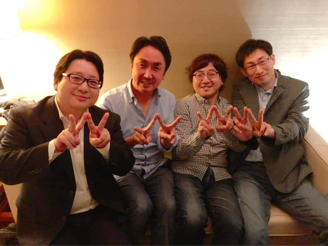 森川亮のインスタグラム：「久しぶりにLINE役員と。」