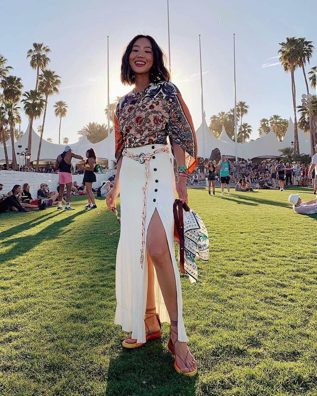 Blonde Saladさんのインスタグラム写真 - (Blonde SaladInstagram)「From Persia to Coachella, Paisley is the coolest pattern for this Spring 🌵Take a look at this snapshots to get some fashion inspos about it! Who wore it better?🎡 #theblondesalad #asseenonig #paisley #design #pattern #fashion」4月17日 19時38分 - theblondesalad