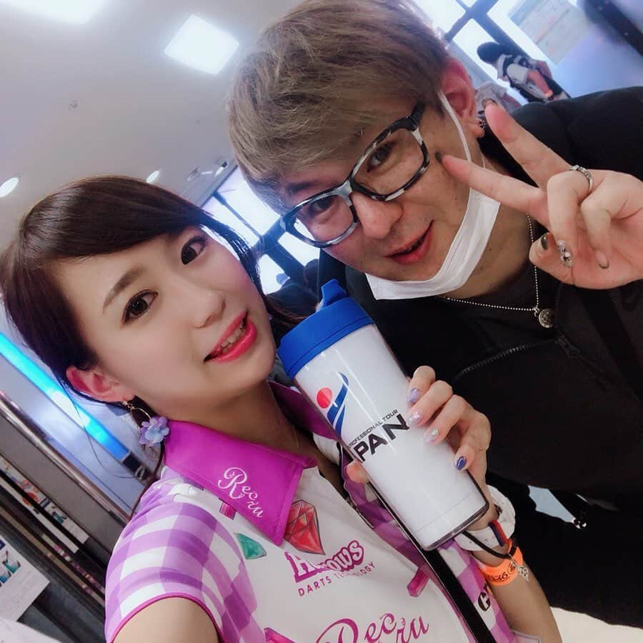 上原泰子さんのインスタグラム写真 - (上原泰子Instagram)「. ▽ . DARTS LIVE OPEN 東京🐱 . . みんなとちんたおして ほろ酔い☺️ ダーツはぼろぼろ😇😇 楽しかった☺️☺️ . . かわいこちゃんたちと たくさんお写真撮りました♡ . . #やーまとペア #レンジ10 #結果は惜しくも #ロビン敗退 #ちっちきちー #ちっちきちーとは結局 #ちんたお #ちんたお通じるのharrowsだけ #また出たい #楽しかったです #池袋 #DLO #dartsliveopen #darts #DLO東京 #サンシャイン  #withgirls_jp #withonline_jp  #withgirls委員会 #講談社with」4月17日 19時47分 - yasupi1107