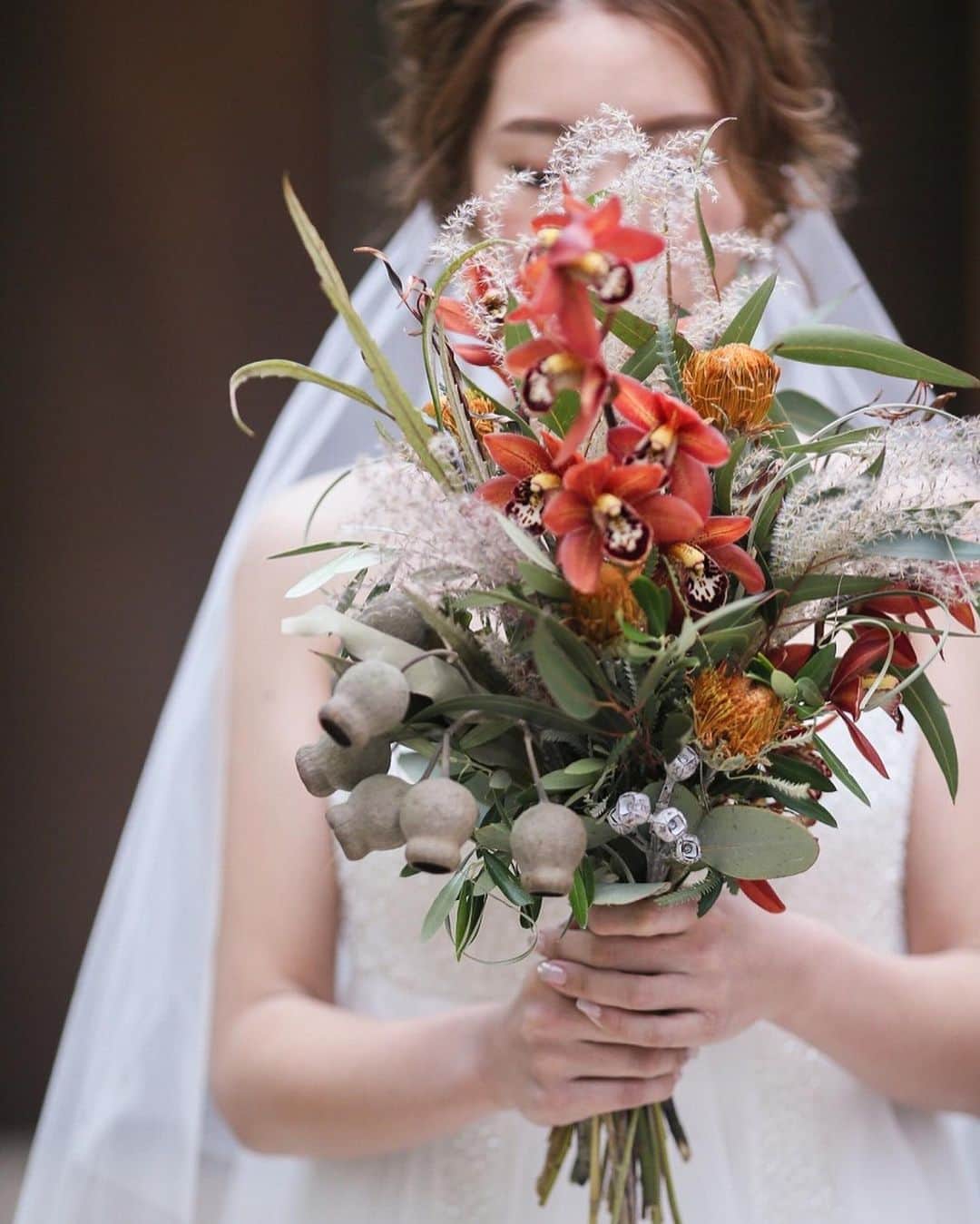 ARCH DAYS Weddingsさんのインスタグラム写真 - (ARCH DAYS WeddingsInstagram)「▼▽LOVE IS A BATTLEFIELD▼▽﻿ ザ・ガーデンオリエンタル大阪で行われたオータムウェディング。ボルドーやバーガンディ・ブラウンなど褐色系のお花を使って季節感を演出。ブーケの赤いシンビジウムが上手なアクセントに。﻿ ﻿ Bride : @wd2018ym﻿ Planner : 加藤 由佳里 ( @tgoo_wedding )﻿ Photo by : HAYATO ( @laviefactory )﻿ ﻿ ▽ARCH DAYSトップページはこちらから☑﻿﻿﻿﻿﻿﻿﻿﻿﻿﻿﻿﻿﻿﻿﻿﻿﻿﻿﻿﻿﻿﻿﻿﻿﻿﻿﻿ @archdays_weddings﻿﻿﻿﻿﻿﻿﻿﻿﻿﻿﻿﻿﻿﻿﻿﻿﻿﻿﻿﻿﻿﻿﻿﻿﻿﻿﻿﻿ プロフィールのリンクから👰🏻﻿﻿﻿﻿﻿﻿﻿﻿﻿﻿﻿﻿﻿﻿﻿﻿﻿﻿﻿﻿﻿﻿﻿﻿﻿﻿﻿﻿ ﻿﻿﻿﻿﻿﻿﻿﻿﻿﻿﻿﻿﻿﻿﻿﻿﻿﻿ ﻿﻿﻿﻿﻿﻿﻿﻿﻿﻿﻿ ﻿﻿﻿﻿﻿﻿﻿﻿#archdays花嫁 をつけて投稿して頂いた方にサイト掲載のお声がけをさせて頂く場合があります🕊🌿﻿﻿﻿﻿﻿﻿﻿﻿﻿﻿﻿﻿﻿﻿﻿﻿﻿﻿﻿﻿﻿﻿﻿﻿﻿﻿﻿﻿ ﻿﻿﻿﻿﻿﻿﻿﻿﻿﻿﻿﻿﻿﻿﻿﻿﻿﻿﻿﻿﻿﻿﻿﻿﻿﻿﻿﻿ ﻿————————-//-﻿﻿﻿﻿﻿﻿﻿﻿﻿﻿﻿﻿﻿﻿﻿﻿﻿﻿﻿﻿﻿﻿﻿﻿﻿﻿﻿﻿﻿ いつもARCH DAYSをご覧いただきありがとうございます！﻿﻿﻿﻿﻿﻿﻿﻿﻿﻿﻿﻿﻿﻿﻿﻿﻿﻿﻿﻿﻿﻿﻿﻿﻿﻿﻿﻿﻿ ﻿﻿﻿﻿﻿﻿﻿﻿﻿﻿﻿﻿﻿﻿﻿﻿﻿﻿﻿﻿﻿﻿﻿﻿﻿﻿﻿﻿﻿ この度は、皆様に素敵な記事をさらに多くお届けできるよう、ライターさんを募集することになりました。﻿﻿﻿﻿﻿﻿﻿﻿﻿﻿﻿﻿﻿﻿﻿﻿﻿﻿﻿﻿﻿﻿﻿﻿﻿﻿﻿﻿﻿ 結婚式に関わる素敵なオリジナル記事を描いてくださるライター様は奮ってご応募くださいませ☺﻿﻿﻿﻿﻿﻿﻿﻿﻿﻿﻿﻿﻿﻿﻿﻿﻿﻿﻿﻿﻿﻿﻿﻿﻿﻿﻿﻿﻿ ﻿﻿﻿﻿﻿﻿﻿﻿﻿﻿﻿﻿﻿﻿﻿﻿﻿﻿﻿﻿﻿﻿﻿﻿﻿﻿﻿﻿﻿ *************﻿﻿﻿﻿﻿﻿﻿﻿﻿﻿﻿﻿﻿﻿﻿﻿﻿﻿﻿﻿﻿﻿﻿﻿﻿﻿﻿﻿﻿ ◆応募の仕方﻿﻿﻿﻿﻿﻿﻿﻿﻿﻿﻿﻿﻿﻿﻿﻿﻿﻿﻿﻿﻿﻿﻿﻿﻿﻿﻿﻿﻿ ARCH DAYS公式サイトのライター募集のリンクバナー、もしくは最下部のWEDDING ライター募集という項目をクリックしていただき、応募フォームに必要事項を入れ完了してください﻿﻿﻿﻿﻿﻿﻿﻿﻿﻿﻿﻿﻿﻿﻿﻿﻿﻿﻿﻿﻿﻿﻿﻿﻿﻿﻿﻿﻿ *************﻿﻿﻿﻿﻿﻿﻿﻿﻿﻿﻿﻿﻿﻿﻿﻿﻿﻿﻿﻿﻿﻿﻿﻿﻿﻿﻿﻿﻿ ﻿﻿﻿﻿﻿﻿﻿﻿﻿﻿﻿﻿﻿﻿﻿﻿﻿﻿﻿﻿﻿﻿﻿﻿﻿﻿﻿﻿﻿ 私たちと一緒にARCH DAYSの素敵な世界観を作っていきませんか？﻿﻿﻿﻿﻿﻿﻿﻿﻿﻿﻿﻿﻿﻿﻿﻿﻿﻿﻿﻿﻿﻿﻿﻿﻿﻿﻿﻿﻿ たくさんのご応募お待ちしております♡﻿﻿﻿﻿﻿﻿﻿﻿﻿﻿﻿﻿﻿﻿﻿﻿﻿﻿﻿﻿﻿﻿﻿﻿﻿﻿﻿﻿﻿ ﻿﻿﻿﻿﻿﻿﻿﻿﻿﻿﻿﻿﻿﻿﻿﻿﻿﻿﻿﻿﻿﻿﻿﻿﻿﻿﻿﻿﻿ ARCH DAYS編集部 ﻿﻿﻿﻿﻿﻿﻿﻿﻿﻿﻿﻿﻿﻿﻿﻿﻿﻿﻿﻿﻿﻿﻿﻿﻿﻿﻿﻿﻿ ————————-//-﻿﻿﻿﻿﻿﻿﻿﻿﻿﻿﻿﻿﻿﻿﻿﻿﻿﻿﻿﻿﻿﻿﻿﻿﻿﻿﻿﻿﻿ ﻿﻿﻿﻿﻿﻿﻿﻿﻿﻿﻿﻿﻿﻿﻿﻿﻿﻿﻿﻿﻿﻿﻿﻿﻿﻿﻿﻿ ﻿﻿﻿﻿﻿﻿﻿﻿﻿﻿﻿﻿﻿﻿﻿﻿﻿﻿﻿﻿﻿﻿﻿﻿﻿﻿﻿ ▽バースデー・ベビーシャワーなどの情報を見るなら💁🎉﻿﻿﻿﻿﻿﻿﻿﻿﻿﻿﻿﻿﻿﻿﻿﻿﻿﻿﻿﻿﻿﻿﻿﻿﻿﻿﻿﻿ @archdays﻿﻿﻿﻿﻿﻿﻿﻿﻿﻿﻿﻿﻿﻿﻿﻿﻿﻿﻿﻿﻿﻿﻿﻿﻿﻿﻿﻿ ﻿﻿﻿﻿﻿﻿﻿﻿﻿﻿﻿﻿﻿﻿﻿﻿﻿﻿ ----------------------﻿﻿﻿﻿﻿﻿﻿﻿﻿﻿﻿﻿﻿﻿﻿﻿﻿﻿﻿﻿﻿﻿﻿﻿﻿﻿﻿﻿﻿﻿﻿﻿﻿﻿﻿﻿﻿﻿﻿ #archdays #wedding #bridal #tgoo #tgoowedding #tgoo花嫁 #tgoo卒花 #tgooプレ花嫁 #tgoo花嫁組 #tgoo花嫁会 #ウェディングブーケ #ウェルカムボード #ウェディングケーキ #関西花嫁 #関西花嫁会 #関西花嫁組 #関西花嫁さんと繋がりたい #大阪花嫁 #大阪花嫁会 #大阪花嫁準備  #結婚式 #ウェディング #プレ花嫁 #卒花嫁 #卒花 #2019春婚 #2019夏婚 #2019秋婚 #2019冬婚﻿﻿﻿﻿﻿﻿﻿ ----------------------﻿﻿﻿﻿﻿﻿﻿﻿﻿﻿﻿﻿﻿﻿﻿﻿﻿﻿﻿﻿﻿﻿﻿﻿﻿﻿﻿﻿﻿﻿﻿﻿﻿﻿﻿﻿﻿﻿﻿ https://archdays.com/album/2019/04/10/42933﻿ ----------------------﻿﻿﻿﻿﻿﻿﻿﻿﻿﻿﻿﻿﻿﻿﻿﻿﻿﻿﻿﻿﻿﻿﻿﻿﻿﻿﻿﻿﻿﻿﻿﻿﻿﻿﻿﻿」4月17日 20時34分 - archdays_weddings