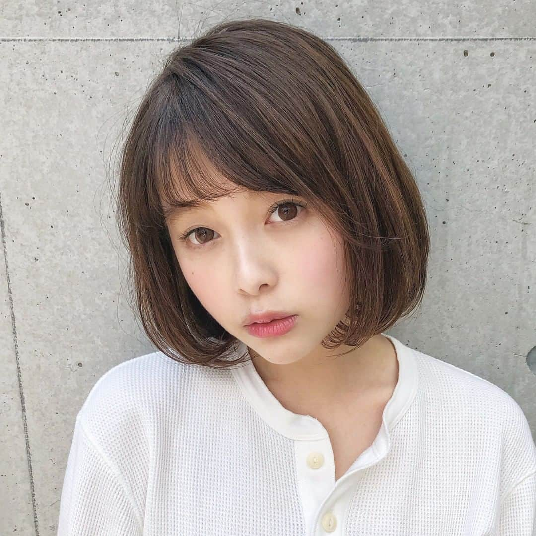 HAIRさんのインスタグラム写真 - (HAIRInstagram)「▷ Styling by 大塚孝範@taka.nori_(Hair Salon ing Aoyama) . モテ髪♡ワンカールボブ  簡単スタイリングだけど可愛さは満点♪ . ---------------------------------- もっと【HAIR】の写真を見たい人は プロフィール画面のリンクをCLICK！ ---------------------------------- . #ワンカール #ボブ #モテ髪 #小顔 #春ヘア #春カラー #オフィスヘア #女子会ヘア #デートヘア #学校ヘア #新しい自分への出会い #ヘアスタイル #ヘアカラー #ヘアメイク #ヘアスタイリング #ヘアセット #ヘアアレンジ #セルフヘアアレンジ #簡単ヘアアレンジ #時短アレンジ #ヘアサロン #サロモ #サロンモデル #美容師 #女子力向上委員会 #お洒落さんと繋がりたい #お洒落好きな人と繋がりたい#hairisfashion #instahair #instagenic」4月17日 21時00分 - hair.cm