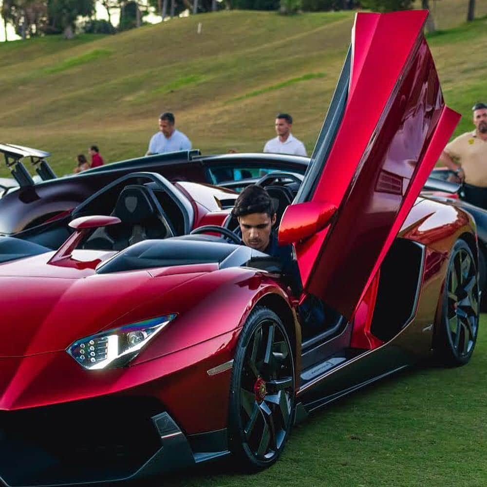 CarsWithoutLimitsさんのインスタグラム写真 - (CarsWithoutLimitsInstagram)「The Aventador J @aboodiattar 🥀 Photos @jhgomezphotography  #carswithoutlimits #lamborghini #aventador #j」4月17日 21時05分 - carswithoutlimits