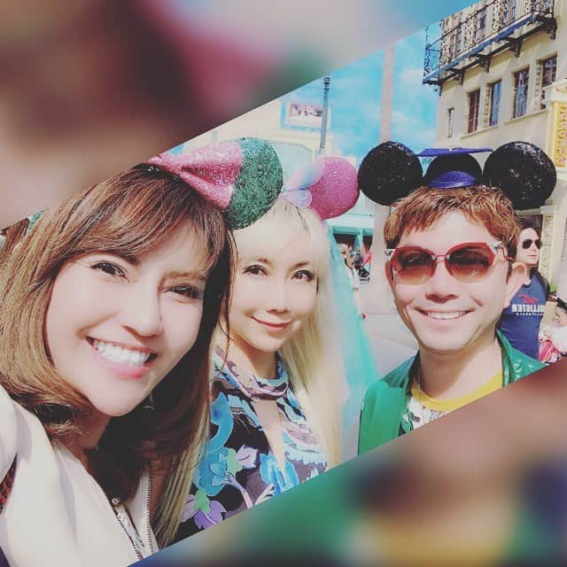 selfieneさんのインスタグラム写真 - (selfieneInstagram)「普段行かないディズニーランドに﻿ #LAで行く事に﻿ #決断が早い と遊び﻿ も仕事もトントン拍子に決まっていく﻿ ﻿ ﻿ #アメリカで新事業﻿ #これは楽しみ ﻿ #いつもリスペクト ﻿ #投資家﻿ #投資家女子 ﻿ ﻿ ﻿ 自由を手にクレイジーリッチに一緒になりたい方は﻿ プロフィールリンクから連絡してね♩﻿ ﻿ ↓↓↓﻿ @marigram_uu_」4月17日 21時05分 - marigram_uu_