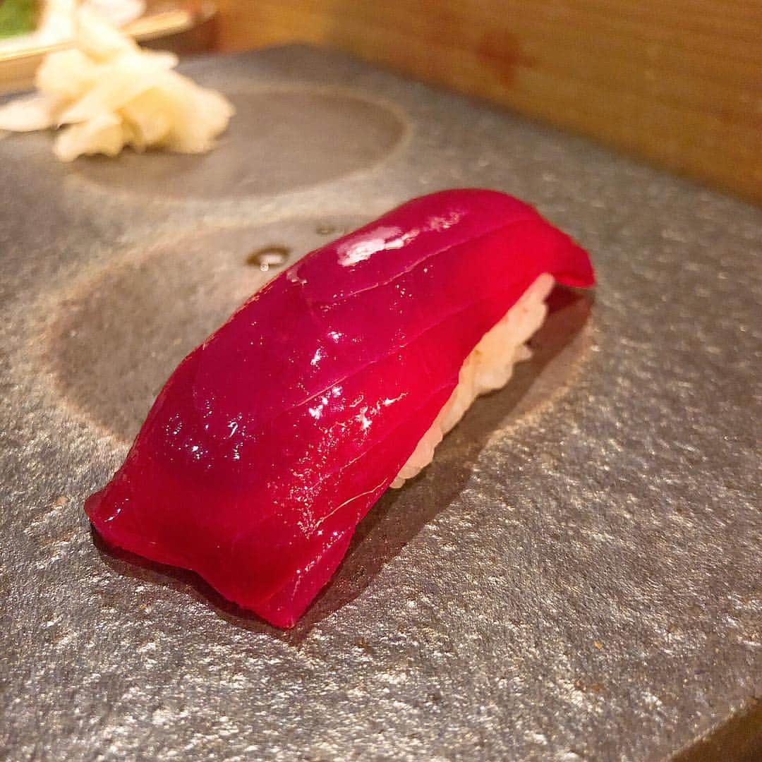 吉川ちかさんのインスタグラム写真 - (吉川ちかInstagram)「寿司すし寿司〜🍣 めっちゃ美味しかった😉💓 池袋にあるもみぢってお店!! . 美味しすぎて終始興奮 りなちゃんも 喜んでて良かったぁ🥺💓 . #寿司#🍣#イクラ#うに#池袋#dinner#美味しかった#誕生日会#最高な1日でした#幸せ#happy」4月18日 7時23分 - yoshikawachika_1116