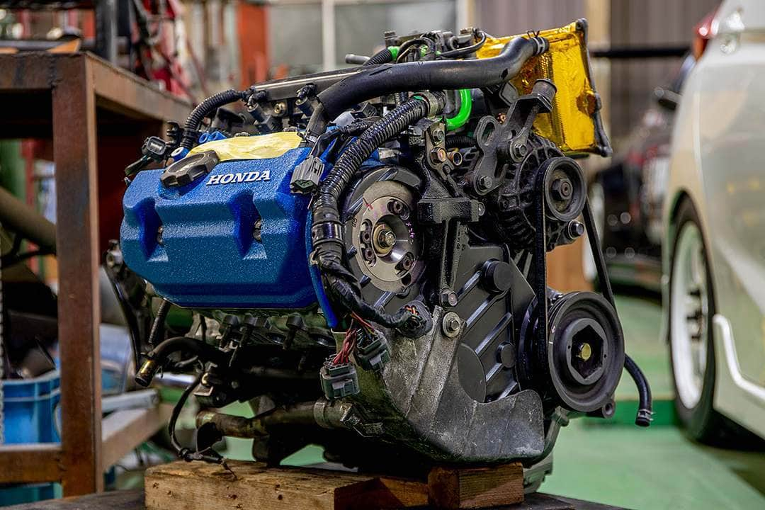 mistbahnさんのインスタグラム写真 - (mistbahnInstagram)「_ E07A SPEC4 tuned engine "飛鳥(Asuka)" of my Honda BEAT _ Shot on 12-Apr 2019 at ASLAN ( @aslan_inc_japan ). tuner: @aslan_inc_japan owner: @mistbahn photo: @mistbahn _ _ The assembly of my next (Spec4) E07A engine "飛鳥(Asuka)" for HONDA BEAT has completed by ASLAN ( @aslan_inc_japan )! The transmission overhaul has also completed! Thanks @aslan_inc_japan !!! _ _ ASLANさんによる、時期 E07A改 SPEC4 「飛鳥」のビルド完了！ トランスミッションのオーバーホールも完了済！ ASLANさん、ありがとうございますm(u_u)m _ _ #trackcarbuild #becauseracecar #e07a #mtrec #hondabeat #hondabeatpp1 #pp1beat #ホンダビート #pp1 #honda #ホンダ #aslan #アスラン #kcar #keicar #軽自動車 #trackcar #trackspec #trackstance #engine #kurokiracing #黒木レーシング #forgedpistons #鍛造ピストン #palsports #パルスポーツ #psi #パワーサービスイマズ #automotiveengineering」4月17日 23時10分 - mistbahn