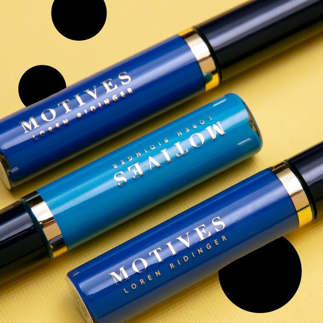 Motives Cosmeticsさんのインスタグラム写真 - (Motives CosmeticsInstagram)「Lay it all on the line in hyper-pigmented hues of blue💙. Try our new Long-Wearing Liquid Eyeliner. . . . . #motives #motivescosmetics #makeup #mua #makeuplove #makeupartist #naturalmakeup #beauty #worldmakeupartist #makeupadict #makeupobsessed #eyeliner #blueeyeliner #liquideyeliner #drawoutsidethelines」4月17日 23時20分 - motivescosmetics