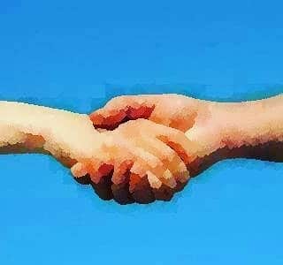 塩原康孝さんのインスタグラム写真 - (塩原康孝Instagram)「どうか最後まで読んで頂けたら。 知るか！って思うかもしれないけど、拡散して頂けたら。 どうか、届いてくれたら。  ここ数年自分の事を知って下さった方々からしたらなんのことかもですが、頂くお手紙に返信用の封筒と便箋が入っていたらどれだけ時間が掛かっても絶対に返事を書きます。 やりはじめたのは10年前くらいかな。  全然誰も知らなくて人気もクソもない時期も、自分で言うのも変ですけどバンドが登り調子になってからも それは意地とか営業とかじゃなくて、SNSというツールがどんどん当たり前になっていく中で、時間を裂き手書きの書をくれた方への最低限の礼儀だと。 ずっとそこは変わっていません。  ただ  8年間引っ掛かっている事があります。  気づいたら8年経ってる。  3/11が来る度に思い出します。  東日本大震災が起きた2011年。大変でした。ツアーも延期になり、東北の方へ優先的に返信を書きました。 少しでも元気になってくれたらいいなと、微力だしかないけど、ただその思いだけでした。  ほとんどの方々は、その返信へ返信を下さいました。 大丈夫です！元気です！負けません！ めっちゃ安心した。嬉しかった。 ツアーの東北、そんなもん吹き飛ばしてやるくらいのライブしてやろうとモチベーションになりました。  ただ、それいこう返信が無い方がいました。 ■南三陸町の住所の方 ■大船渡市の住所の方 もしかしたら、移住したり仮設の暮らしへ以降して返信自体が届いていないのかもしれません。  お名前を出すのは差し控えさせて頂きます。 ただ、ずっとずっと心に引っ掛かっていて、生きていてくれたら、元気にしていてくれたら、って3/11の度にこの事を思い出します。 正直、お顔もわかりません。ただ、少しでも自分に触れてくれた以上、この事を忘れる事もありません。  記憶がたしかならば、お手紙を当時の事務所へ郵送して下さったのはあの震災前半年以内です。 その地域から郵送でお手紙を頂いた方は他にいらっしゃいません。  もう自分のフォロワーじやないかもだし興味もなくなっててもいいです。  どこかで巡りめぐって届いてくれていたら、一言でいいです、メッセージ下さい。  長くなりましたが、どうか届いて下さい。  ずっとこの話を公にするのと、拡散協力みたいなことするの迷ってました。  やっぱり引っ掛かっているものが大きすぎて、書かせて頂きました。  長くなってごめんなさい。どうか、どうか届きますように！」4月17日 23時27分 - ruisan0120
