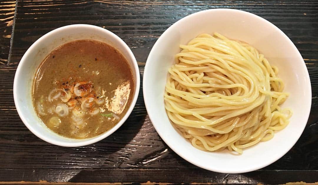 ループウィラーのグルメインスタ