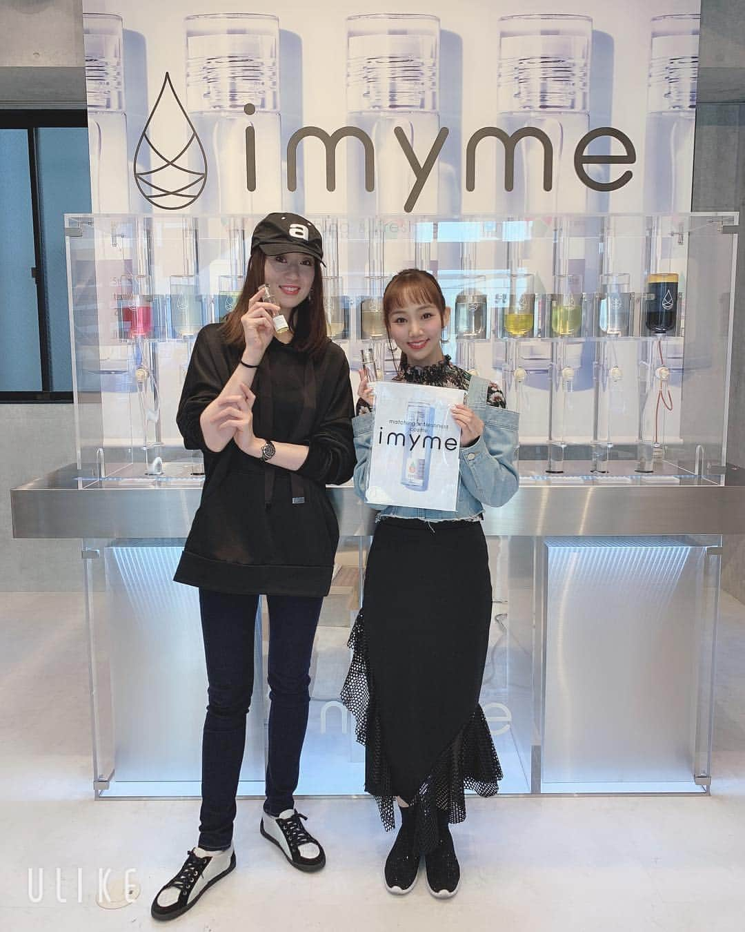 鳳翔大さんのインスタグラム写真 - (鳳翔大Instagram)「新しい化粧品メーカーの「imyme」のポップアップストアにゆうみと行ってきましたー！！オールインワン化粧水で自分の肌用に作ってくれる化粧品(^｡^) とても良きでした🤩  からの、ゆうみにたじぃの手作りイヤリングをプレゼント🎁したよ！ めちゃくちゃ、ゆうみっぽくて可愛い😍ちょい画像悪いっすが。 久しぶりにいっぱい喋って喋りまくって癒されましたー❤️ #imyme #咲妃みゆ #オールインワン #un3d  #alexanderwang  #uniqlo  #chanel」4月17日 23時42分 - dai_hosho_official