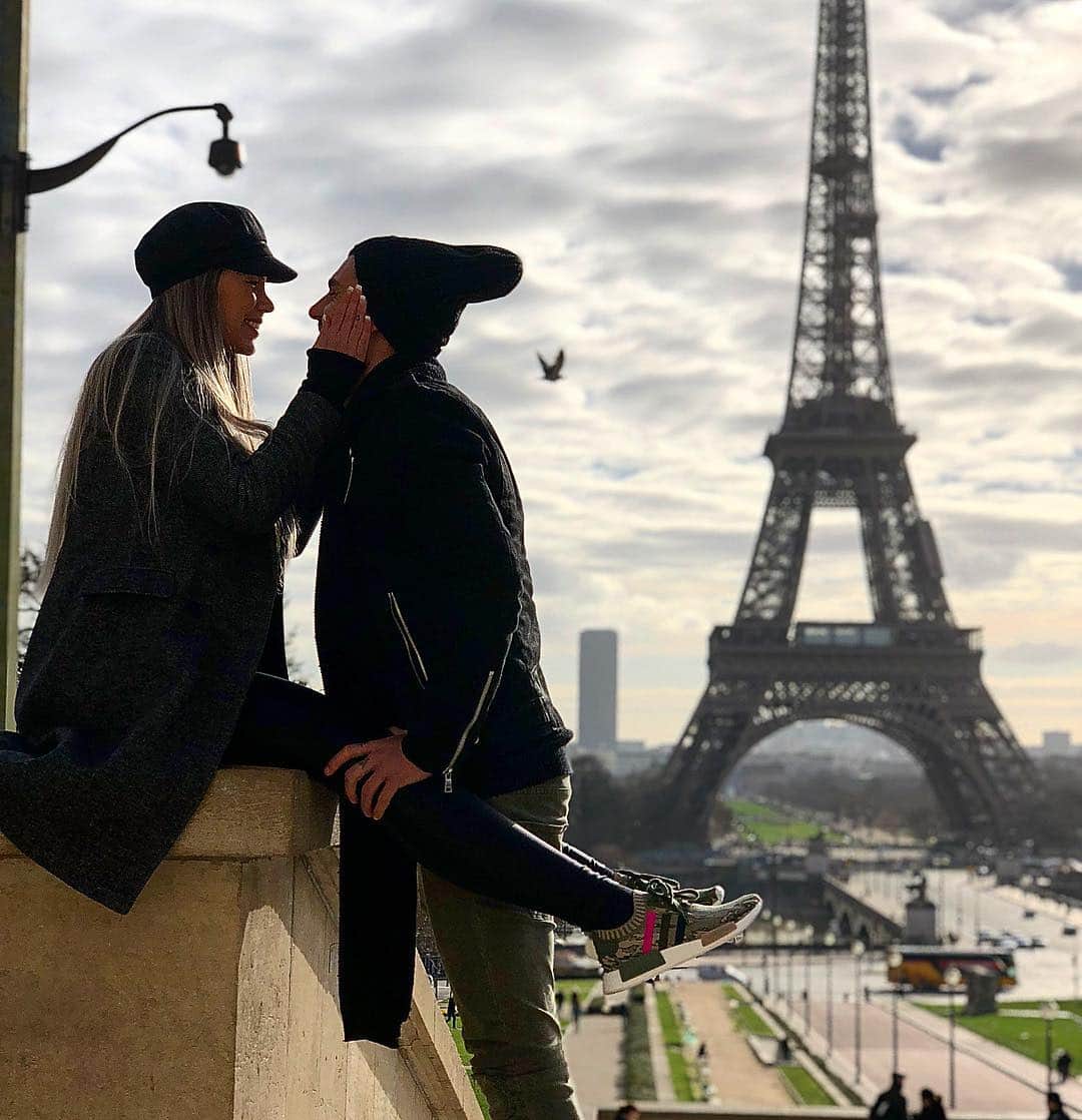 ダニーロ・フェルナンド・アベラールのインスタグラム：「Com amor, sempre ❣️」