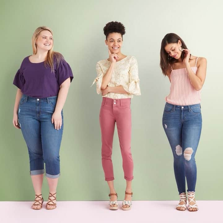 ロック&リパブリックのインスタグラム：「Find your perfect fit during the Essentials Event through 4/20. Tap to shop flattering silhouettes and easy-to-find sizes. #ootd #Kohls」