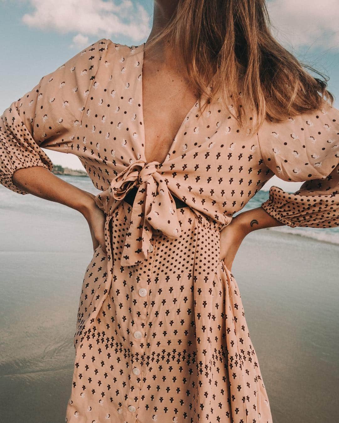 Anthropologieさんのインスタグラム写真 - (AnthropologieInstagram)「Tied in a love knot 🎀 Photo via @belenhostalet (link in profile to shop)」4月18日 0時02分 - anthropologie