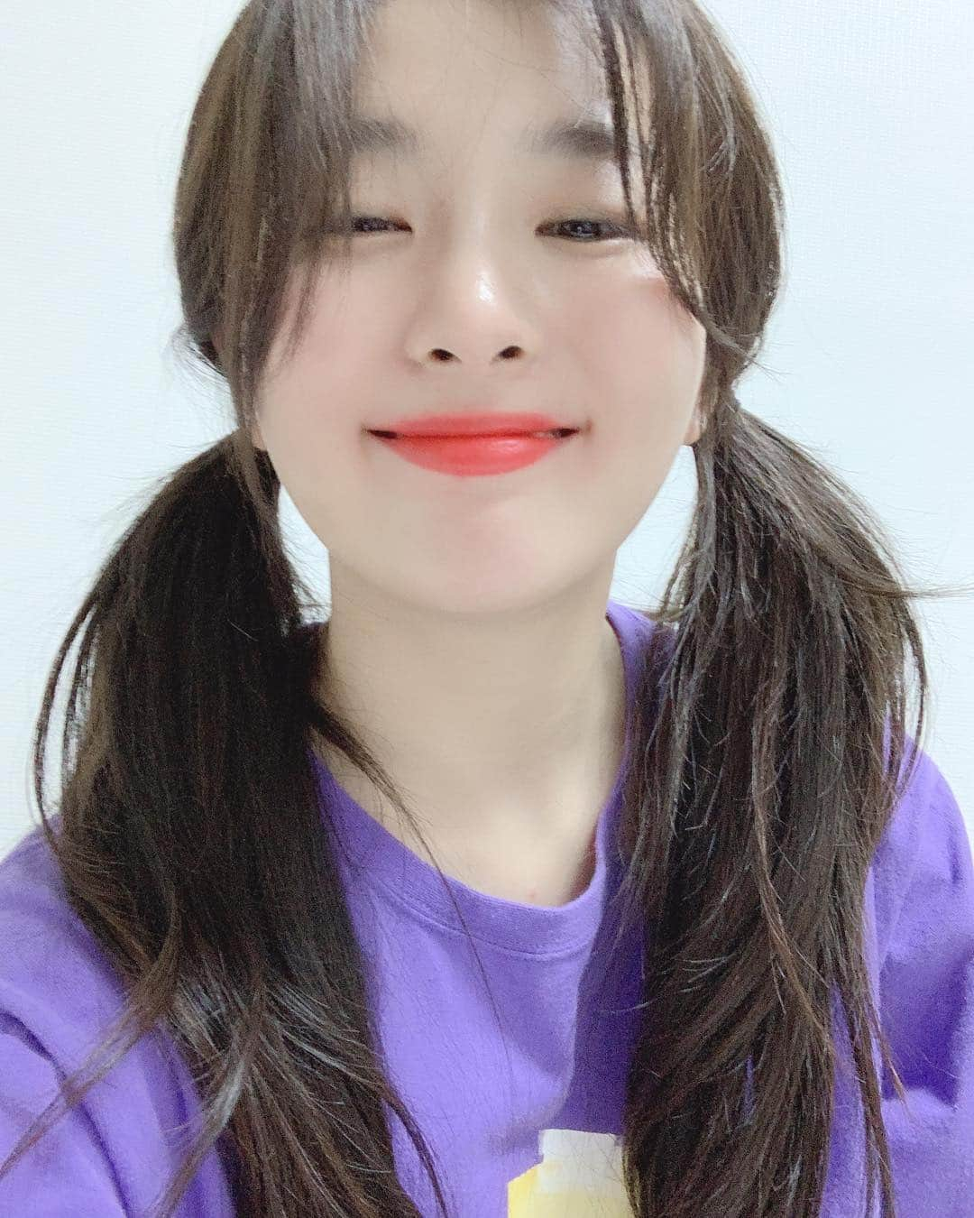 Red Velvetさんのインスタグラム写真 - (Red VelvetInstagram)「안냥 러비들😘😘😘😘」4月18日 0時21分 - redvelvet.smtown