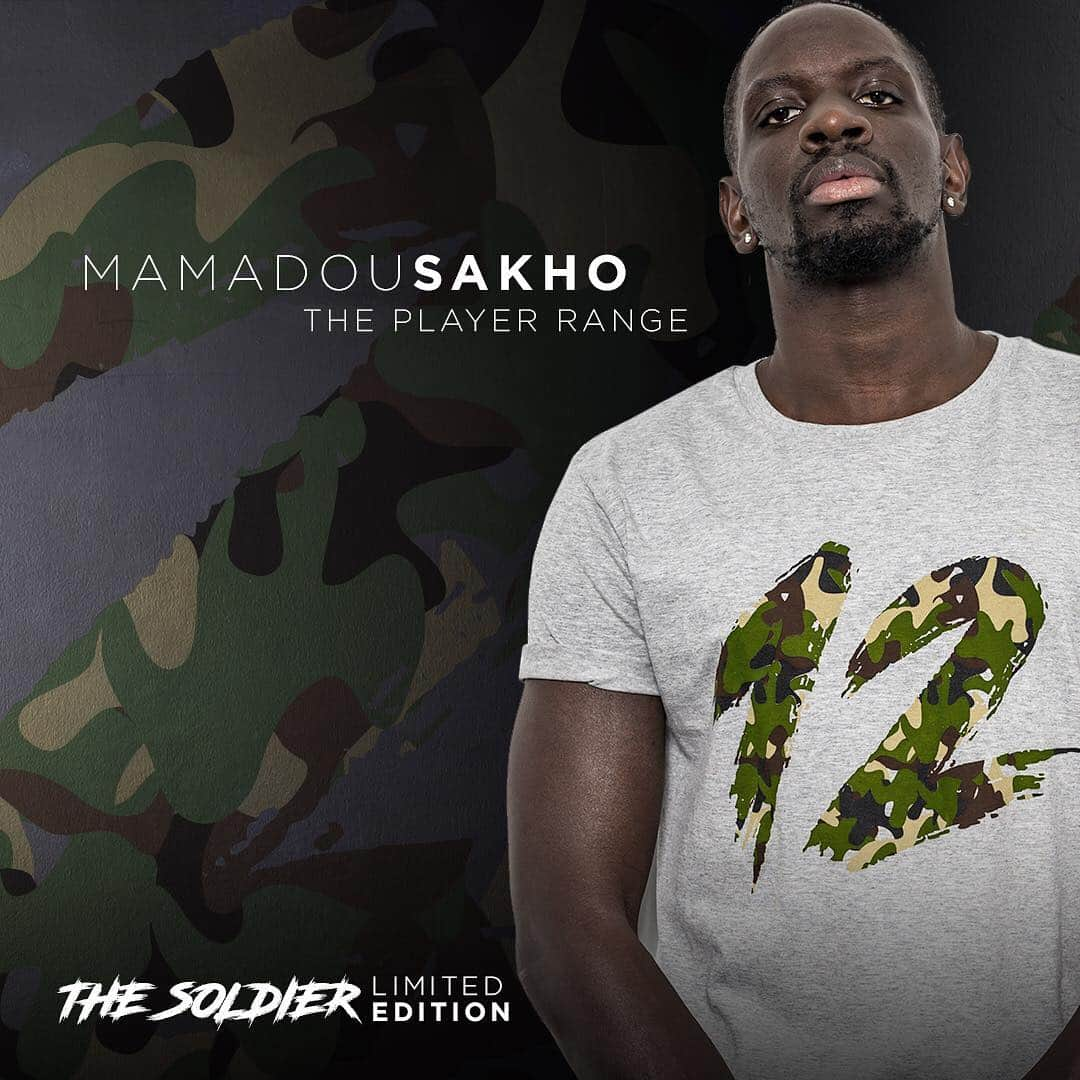 クリスタル・パレスFCさんのインスタグラム写真 - (クリスタル・パレスFCInstagram)「👊 The Soldier has a new uniform. • • • 1️⃣2️⃣ Shop the @mamadousakho player range at the #CPFC 🦅 shop now! • • •」4月18日 0時58分 - cpfc