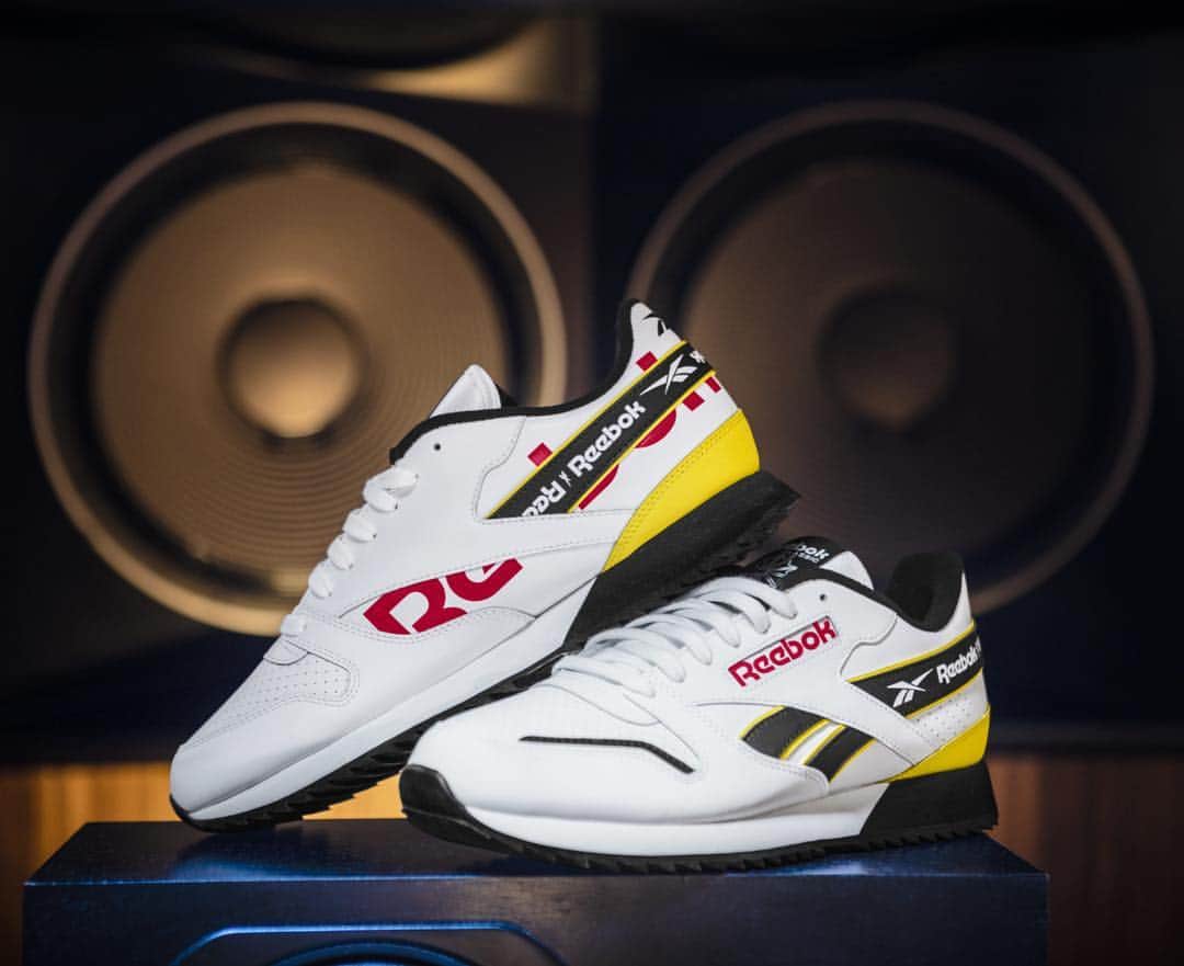 Reebok classicさんのインスタグラム写真 - (Reebok classicInstagram)「ALTER THE EXPECTED. The Classic you love, with a twist. New styles now available on Reebok.com. #AlterTheIcons #ClassicLeatherRipple」4月18日 1時09分 - reebokclassics
