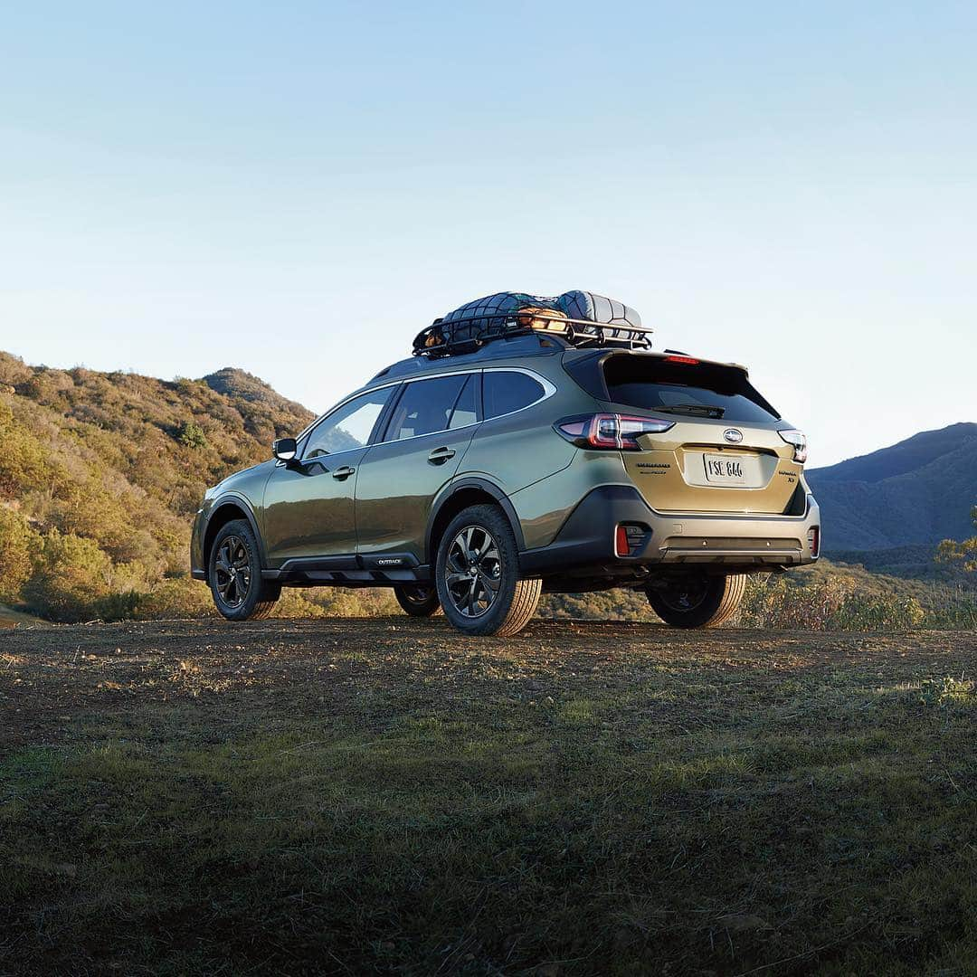 Subaru of Americaさんのインスタグラム写真 - (Subaru of AmericaInstagram)「Introducing the all-new, most adventurous, most reliable, safest, best Subaru Outback ever. Click the link in our bio to learn more. #NYIAS #SubaruOutback」4月18日 1時18分 - subaru_usa