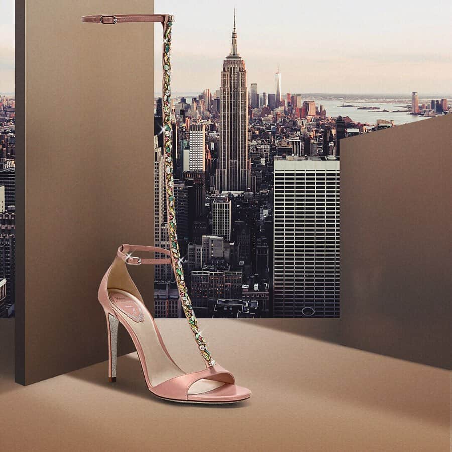 のインスタグラム：「#HeelsAndTheCity . #SkyScraper on the foot - #CaovillaDARIELLA 100mm , the ultimate line of miracle . Swipe to view more - Int’l complimentary shipping with T&D inclusive #ReneCaovilla . . . . . . #CityVibes #NYC #CrystalHeels #NYCWedding #WeddingShoes #PinkHeels」