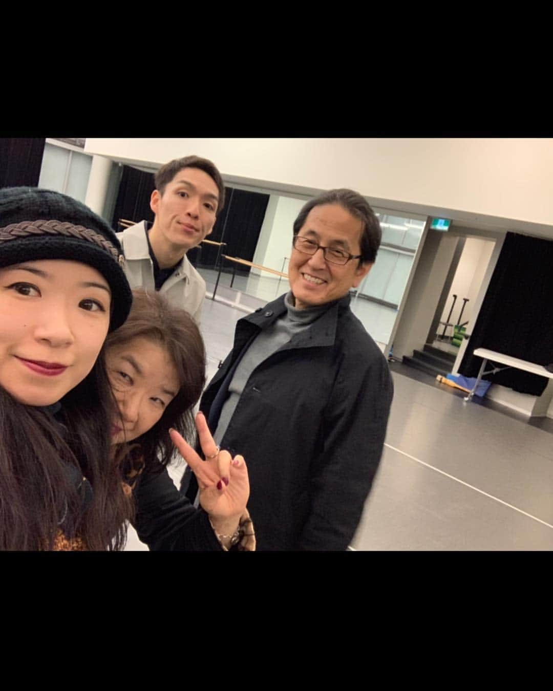 石井杏奈さんのインスタグラム写真 - (石井杏奈Instagram)「My parents were here in Montreal!! They visited the studio where I work everyday😎🇨🇦💪 They were so funny!!🤣🤣🤣 #canada#montreal#beautiful#ballet#studio#food#fun#カナダ#モントリオール#バレエ#スタジオ#レストラン#地球の反対側#まで#来てくれた#ありがとう#楽しかった ☺️🌸🌸🌸」4月18日 2時26分 - annaishii