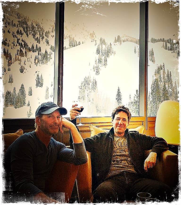 ロブ・モローのインスタグラム：「Apres Spring Ski w/one of my fav people on earth; Doc Feldman  @snowbird #Utah」