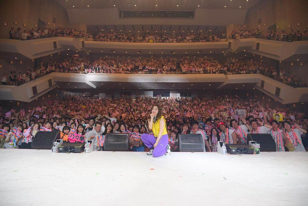 E.G.familyホールツアー「E.G.POWER」のインスタグラム：「. . E.G.POWER 2019 で開催‼️﻿﻿ 「全力！ご当地部！」🗾💫﻿﻿ ﻿ 「全力！埼玉！」の勝者は...👀 坂東希でした👏 . 全力！埼玉県出身「EXILE ATSUSHI」ポーズで お客さんと記念撮影🎤✨ . E.G.POWER 2019では ご当地の「あるある」なお題を全力で表現する﻿﻿ 「全力！ご当地部！」を開催‼️﻿﻿ 勝者を決めるのは会場に来てくれた皆さんです💓 ﻿ 勝者は会場の皆さんと記念撮影📸💫 ﻿ 佐賀公演の勝者は誰になるかな？ お楽しみにっ🤗 ﻿ #全力ご当地部#埼玉#勝者#坂東希#EXILEATSUSHI#EGPOWER #EGfamily #Egirls #Dream_Ami #Dream_Shizuka #Happiness #Flower #スダンナユズユリー #LDH」