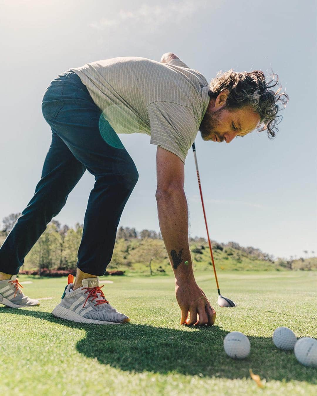 テーラーメイド ゴルフさんのインスタグラム写真 - (テーラーメイド ゴルフInstagram)「In search of your next adventure in golf? Listening to this week’s #TeamTaylorMade podcast with special guest Erik Anders Lang might give you some inspiration. He’s experienced the world’s most unique and incredible golf destinations. Hit the link in our bio to listen & subscribe.」4月18日 4時28分 - taylormadegolf