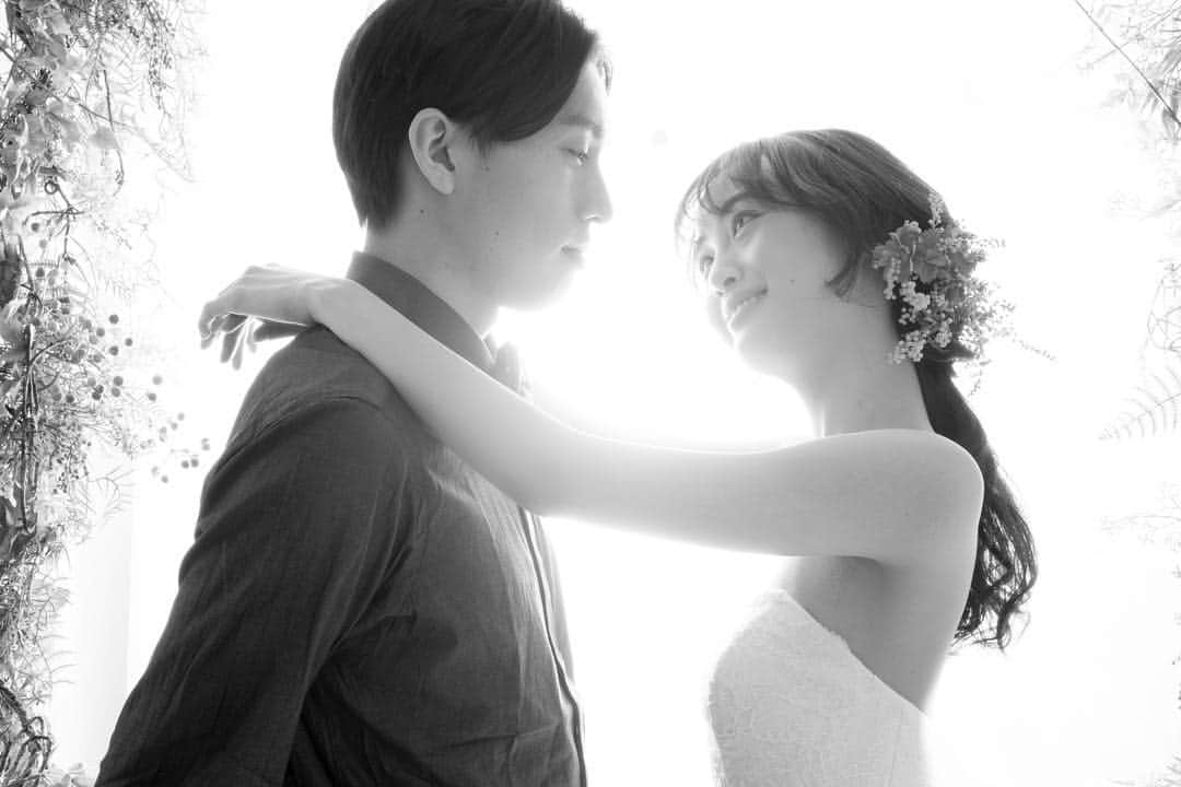 ステレオブライダル〈ヘアメイク〉のインスタグラム：「✴︎ #bridal #wedding #shooting #photo #hairmake #hair #make #hairmakestereo」