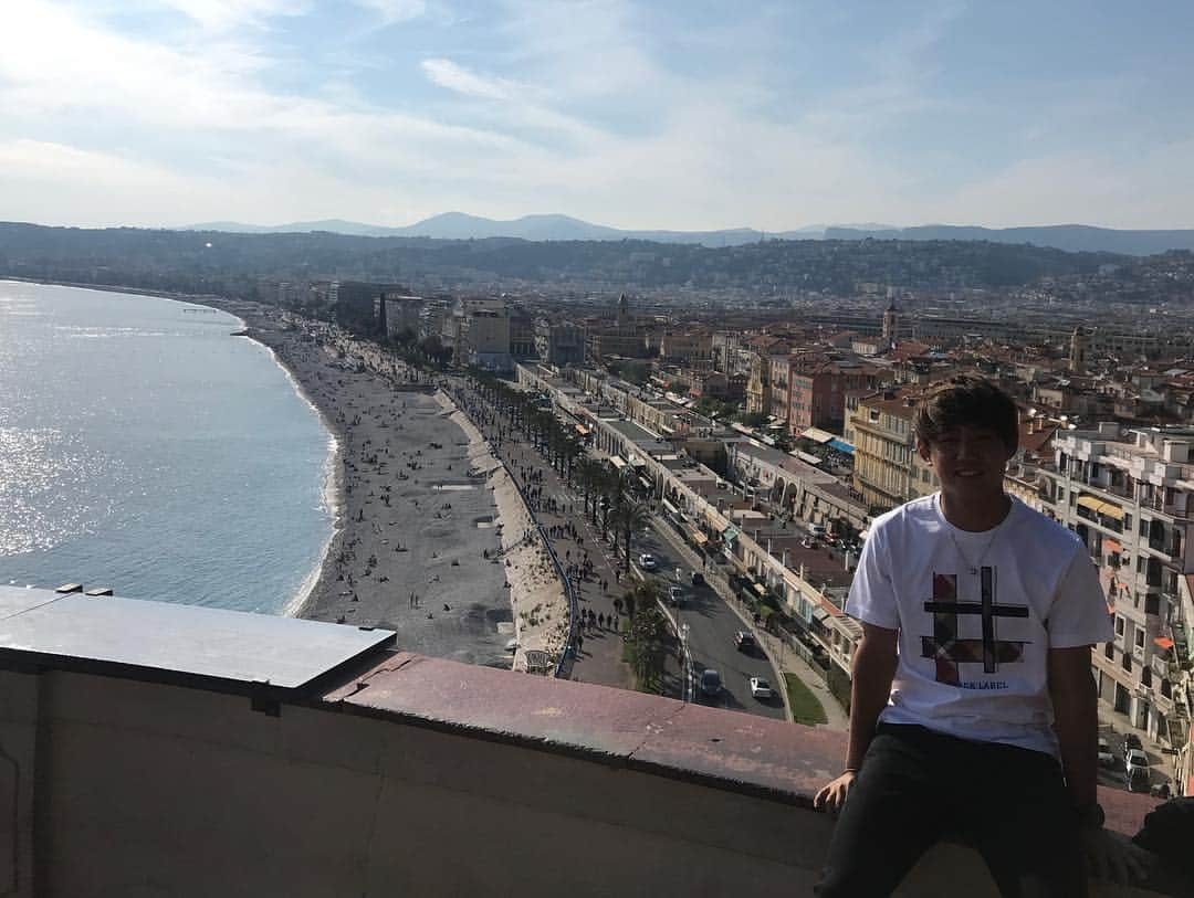 西岡良仁さんのインスタグラム写真 - (西岡良仁Instagram)「After practice with @benmclaaaach in Monte Carlo  move to Nice and walk around city. So beautiful.」4月18日 5時57分 - yoshihito0927