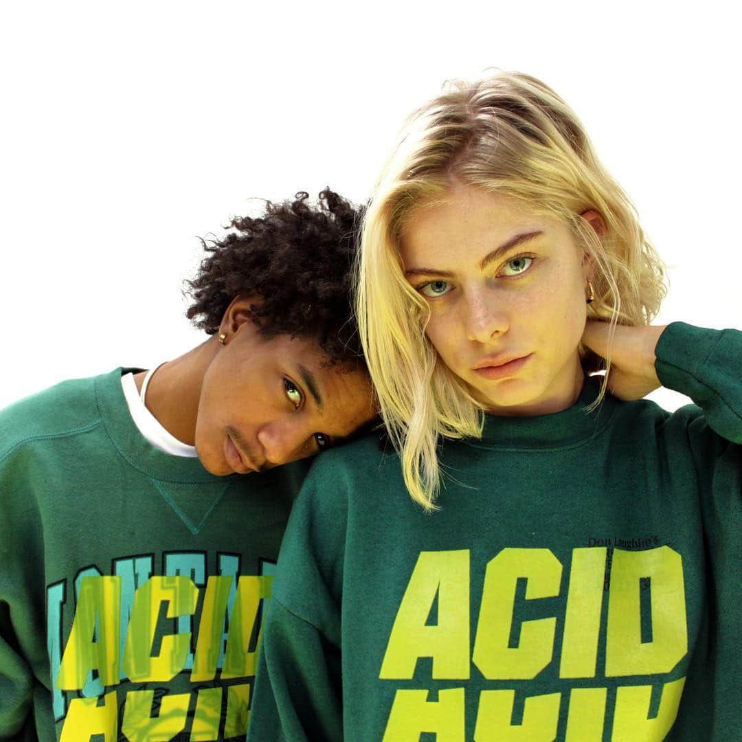 ティムコペンズのインスタグラム：「ACID_01 | Launching next week on timcoppens.com | A limited series of over dyed, printed and embroidered varsity sweatshirts. #timcoppens」