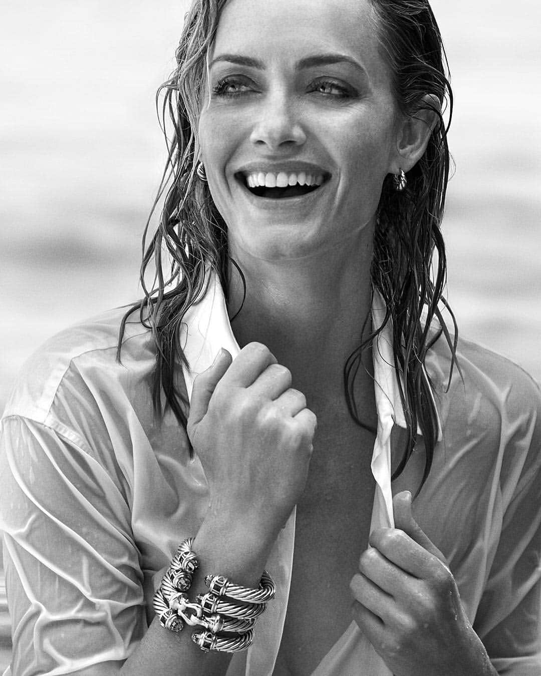 のインスタグラム：「No cares in the world + endless ocean. Name a better feeling. • @ambervalletta wears a new 9mm Cable buckle bracelet stacked with our latest Renaissance designs. Shop the look through our bio link. • #DavidYurman」