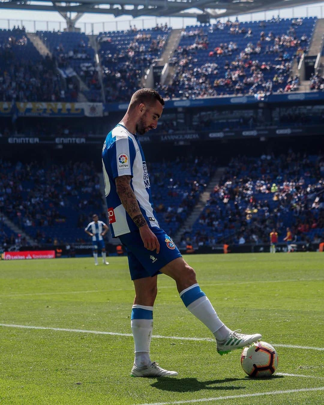 RCDエスパニョールさんのインスタグラム写真 - (RCDエスパニョールInstagram)「⚡ Focused on Sunday! ⚡ 🔜🔜 @LevanteUD 🔜🔜 - #RCDE | #Volem | #EspanyoldeBarcelona」4月18日 16時56分 - rcdespanyol