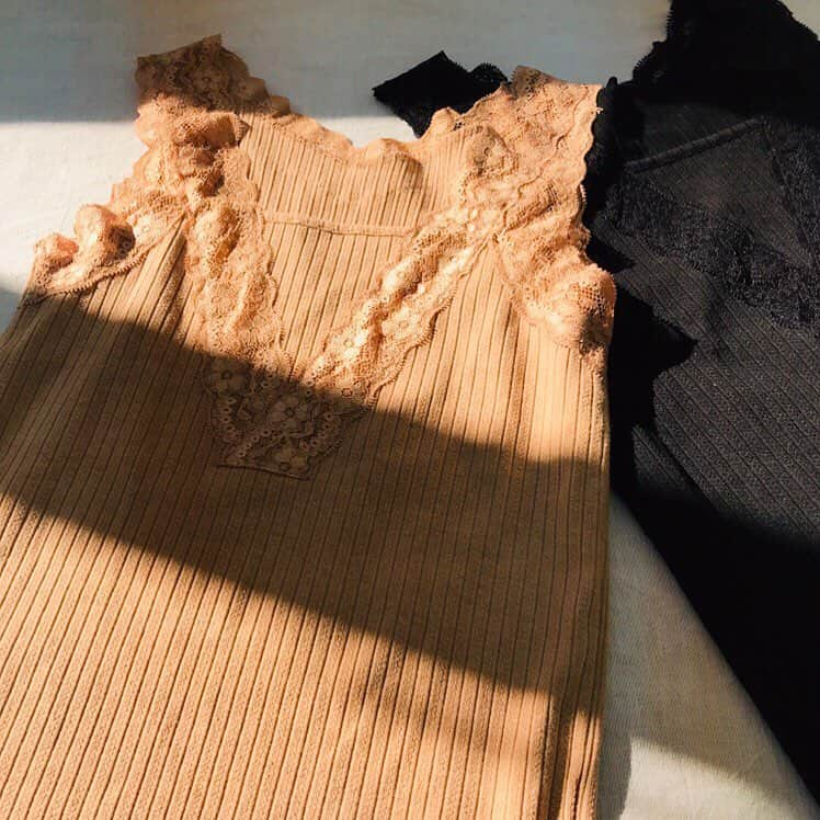 cepoさんのインスタグラム写真 - (cepoInstagram)「. must buy must have . #cepo #19ss #19spring #fashion #ootd #shopping #tops #new #lace #tanktop #2way #19春 #ファッション #新作 #新作商品 #セポ #レース #タンクトップ #インナー」4月18日 8時33分 - cepo.bluemate