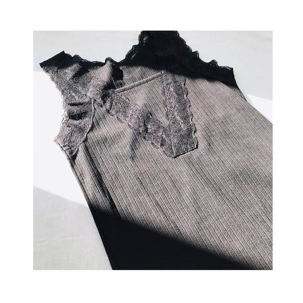 cepoさんのインスタグラム写真 - (cepoInstagram)「. must buy！！ . #cepo #19ss #19spring #fashion #ootd #shopping #tops #new #lace #tanktop #2way #19春 #ファッション #新作 #新作商品 #セポ #レース #タンクトップ #インナー」4月18日 8時30分 - cepo.bluemate