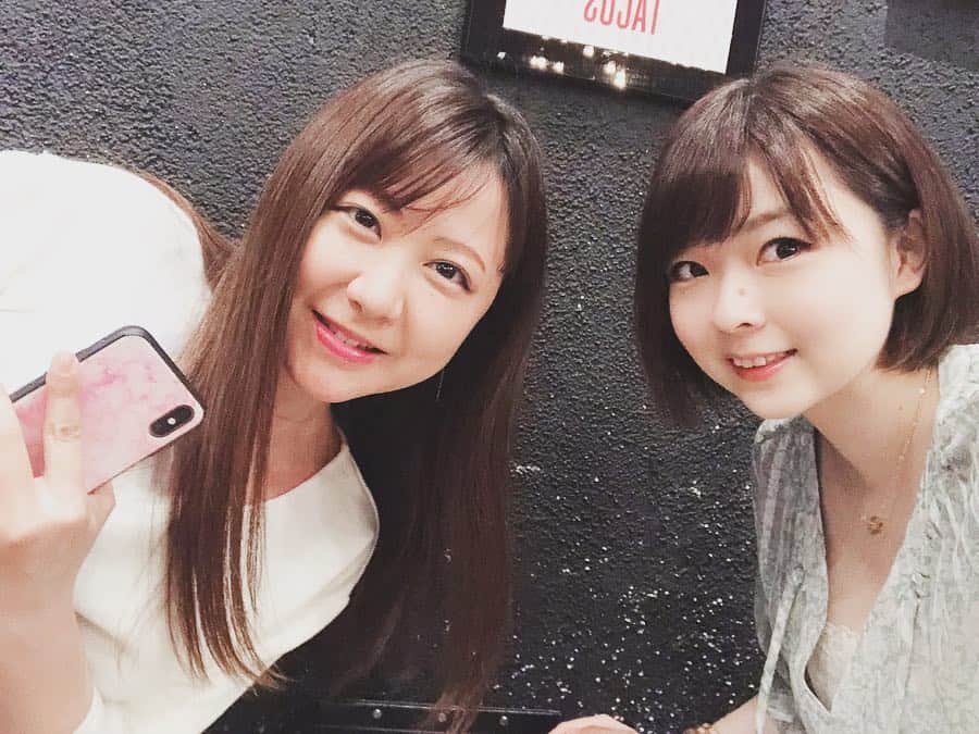 由井香織のインスタグラム：「久しぶりに会えたシーナちゃん❤️ そして人生初めてのブリトー❣️初めての経験を目の前で目撃してしまった🤭」