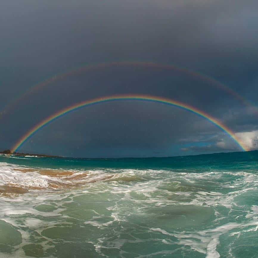 クラーク・リトルさんのインスタグラム写真 - (クラーク・リトルInstagram)「Pretty awesome site yesterday morning 🌧🌈🌈☀️ #double #rainbow #ocean #paradise #blessed #hawaii #shorebreak #clarklittle 🆑」4月18日 9時29分 - clarklittle