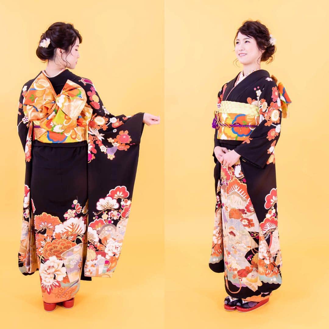 金沢着物レンタルshop心結〜kokoyui〜さんのインスタグラム写真 - (金沢着物レンタルshop心結〜kokoyui〜Instagram)「2020年成人式のご予約や、前撮りのご予約承っております😌  前撮りはスタジオでゆっくり撮影楽しんで頂けます^ ^ 一生に一度の記念を残しましょう✨  わからないことや質問など お気軽になんでもご相談くださいね！  @kokoyui_kimono  #心結きもの #心結 #金沢 #金沢散策 #金沢旅行 #金沢さんぽ #兼六園 #ひがし茶屋街 #近江町市場 #長町武家屋敷跡 #着物 #着物レンタル #振袖 #振袖レンタル #振袖ヘア#金沢成人式 #成人式 #成人式前撮り #成人式後撮り #成人式ヘア #ヘアメイク #ハタチ #ヘアセット #kanazawa #kimono#rental #shop #kokoyui」4月18日 9時45分 - kokoyui_kimono