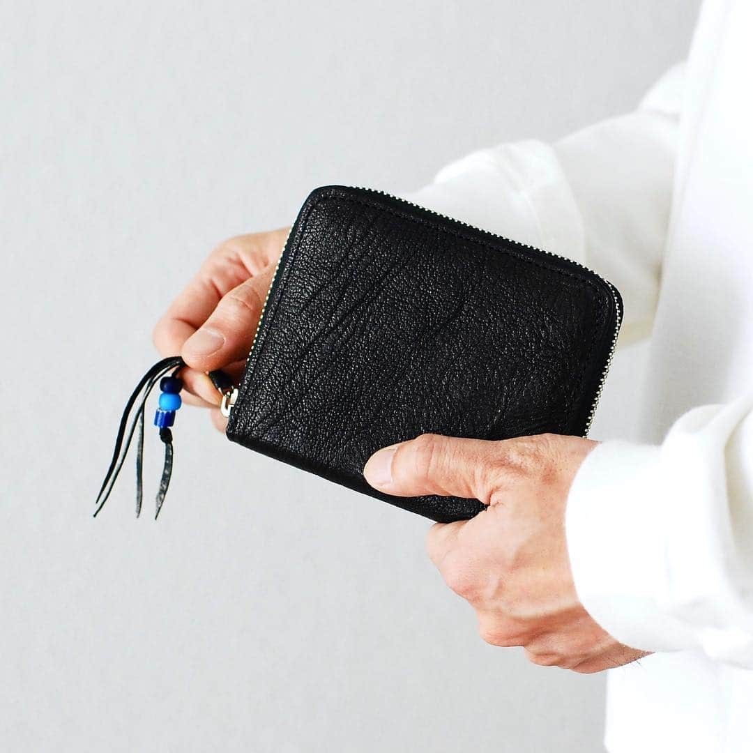 wonder_mountain_irieさんのインスタグラム写真 - (wonder_mountain_irieInstagram)「_ ［season keyitem］ 人気の"Wallet"アイテムも揃っています。 ぜひ、ご覧下さい。 _ 〈online store / @digital_mountain〉 http://www.digital-mountain.net/shopbrand/m_wallets/ _ 【オンラインストア#DigitalMountain へのご注文】 *24時間受付 *15時までのご注文で即日発送 *1万円以上ご購入で送料無料 tel：084-973-8204 _ We can send your order overseas. Accepted payment method is by PayPal or credit card only. (AMEX is not accepted)  Ordering procedure details can be found here. >>http://www.digital-mountain.net/html/page56.html _ 本店：#WonderMountain  blog>> http://wm.digital-mountain.info _ #irose #BRUNABOINNE #henderscheme  #visvim  #DIGAWEL _ 〒720-0044  広島県福山市笠岡町4-18 JR 「#福山駅」より徒歩10分 (12:00 - 19:00 水曜定休) #ワンダーマウンテン #japan #hiroshima #福山 #福山市 #尾道 #倉敷 #鞆の浦 近く _ 系列店：@hacbywondermountain _」4月18日 12時50分 - wonder_mountain_