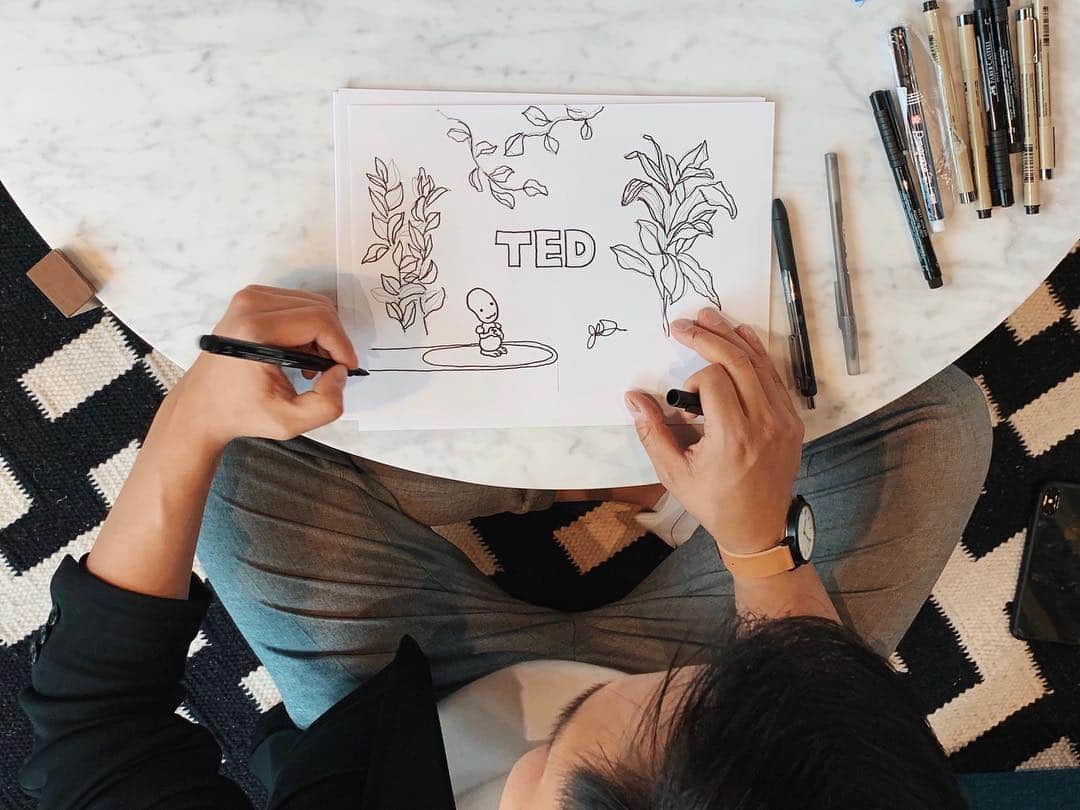TED Talksのインスタグラム：「Hours after giving his #TEDTalk at #TED2019, writer and illustrator Jonny Sun sat down with us to draw this illustration of one of his characters, Jomny. Jomny is a lonely alien who finds a home on Earth after learning that humans sometimes feel lonely, too. Jonny’s drawings feature Jomny on his search for love and acceptance, interacting with all sorts of earth-bound creatures as he navigates life on this planet. Check out TED’s Instagram story to watch a sped-up time-lapse of @jonnysun at work, and stay tuned for the posting of his incredible TED Talk.」