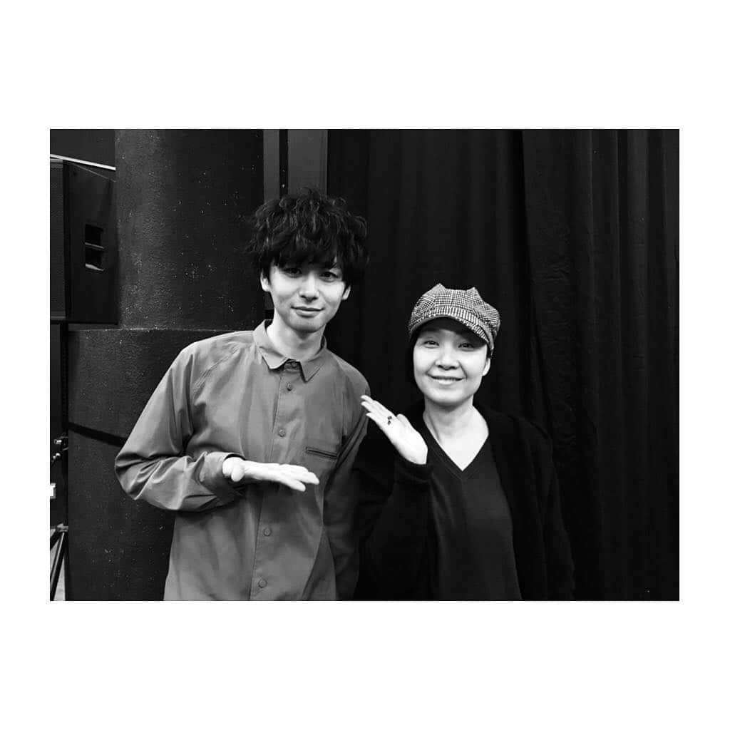 橋本淳さんのインスタグラム写真 - (橋本淳Instagram)「. 劇団た組 「在庫に限りはありますが」 すみだパークスタジオ倉 . ［作・演出］ 加藤拓也 ［出演］ 橋本淳、徳永えり、豊田エリー、 森下亮、木本花音、鳥谷宏之、山木透、谷川昭一朗 . . 早いもので、残り5公演となりました。 4月21日まで。 . 連日たくさんの方に 御来場していただいております 本当にありがとうございます。 評判が良すぎて怖いくらいですが、 慢心せずに真摯にやりきります。 残り僅か、劇場でお待ちしております。 . . . #劇団た組 #在庫に限りはありますが . #渋谷謙人 #田中穂先 くん #廣川三憲 さん #近藤公園 さん #松永玲子 さん #木村了 #村川絵梨 #広澤草 さん」4月18日 13時29分 - atsushi_hashimoto_official