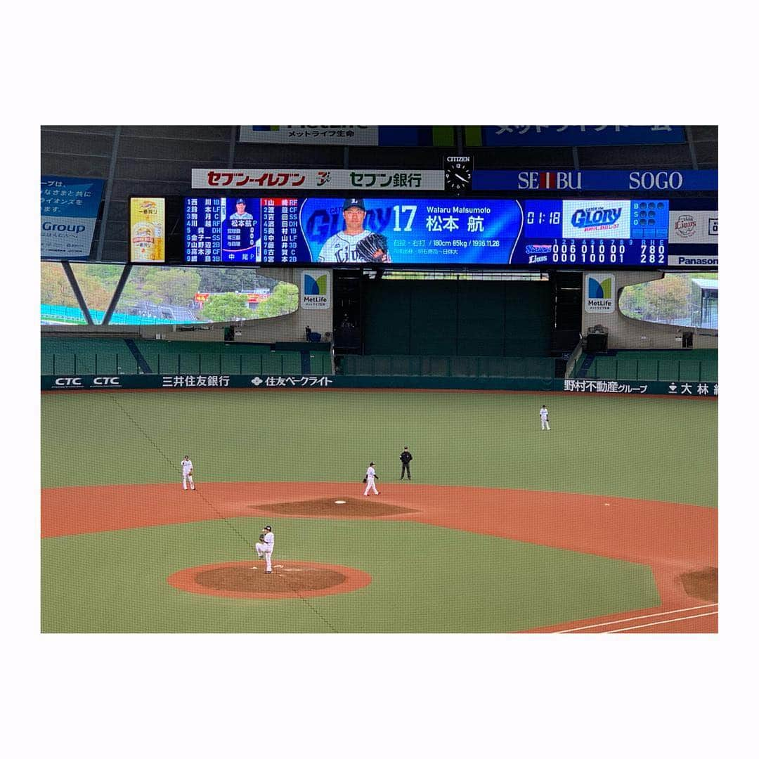 杜野まこさんのインスタグラム写真 - (杜野まこInstagram)「#イースタンリーグ #プロ野球 #メットライフドーム  #埼玉西武ライオンズ #東京ヤクルトスワローズ #レオくん #ライナちゃん #覚えていてくれた #嬉しい #上村彩子 #わらびカツ丼  #楽しかった 🌟」4月18日 13時27分 - makomorino