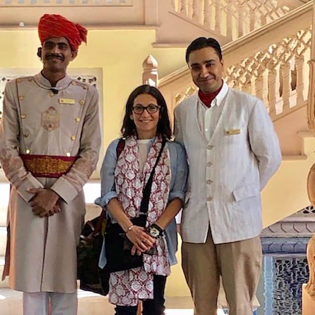 ボビー・ブラウンのインスタグラム：「Thank you @rambaghpalace and the entire crew for a most wonderful stay. Everything impeccable. A must see. #rambaghpalace #narender 🙏🏼 @narendergunnu」